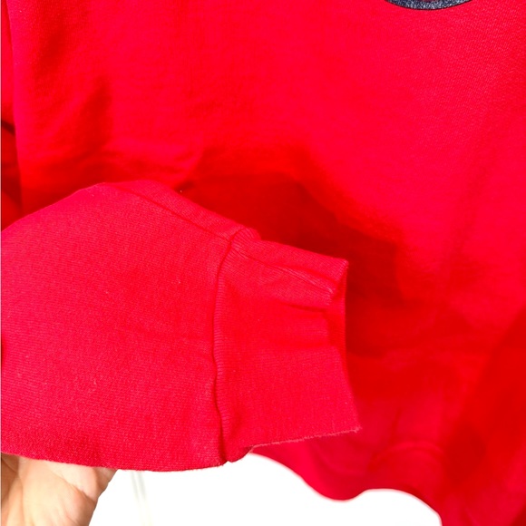 UNIVERSAL VINTAGE RED CREWNECK LOGO SWEATSHIRT - Picture 5 of 6